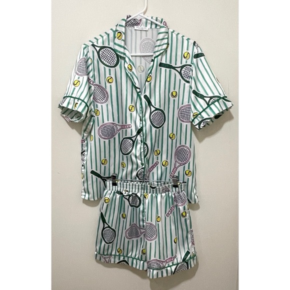 🎉 NEW LISTING EUC Women's Wimbledon Tennis Satin Pajamas, Size Small - Picture 1 of 16